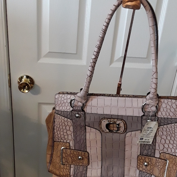 Purses - Picture 1 of 2